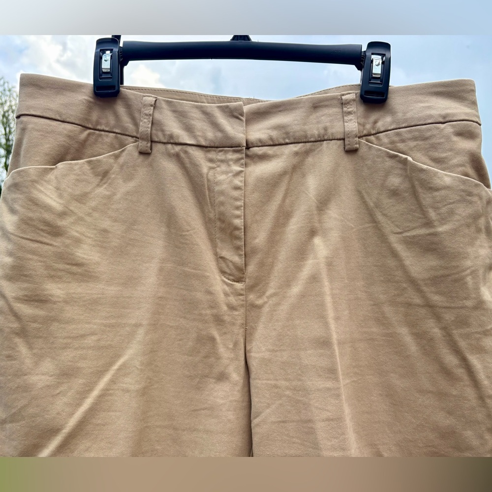 Jones NY Dressy Tan Women's Bermuda Shorts Sz 14 Wear to Work - Picture 2 of 8